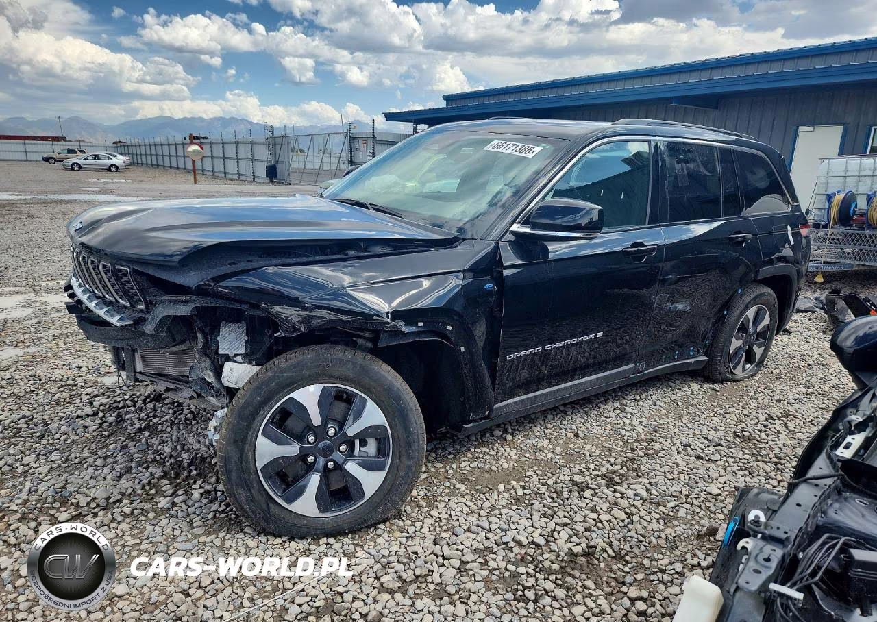2025 Jeep Grand Cherokee 4Xe