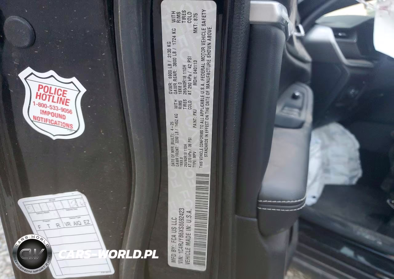 2025 Jeep Grand Cherokee 4Xe VIN:1C4RJYB6XS8692423 - 14