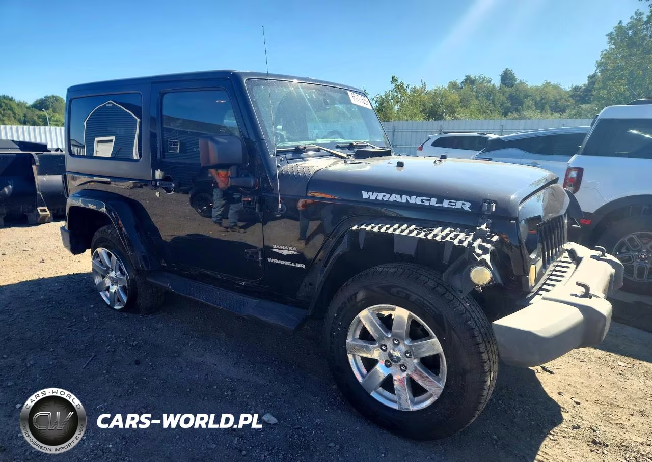 2015 Jeep Wrangler Sahara VIN:1C4AJWBG9FL569838 - 4