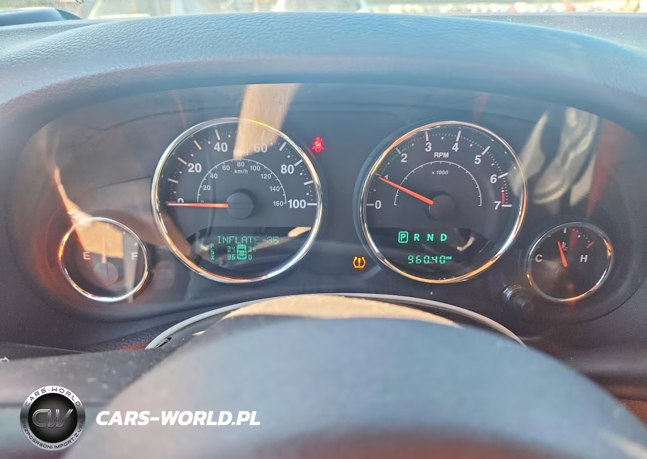 2015 Jeep Wrangler Sahara VIN:1C4AJWBG9FL569838 - 9