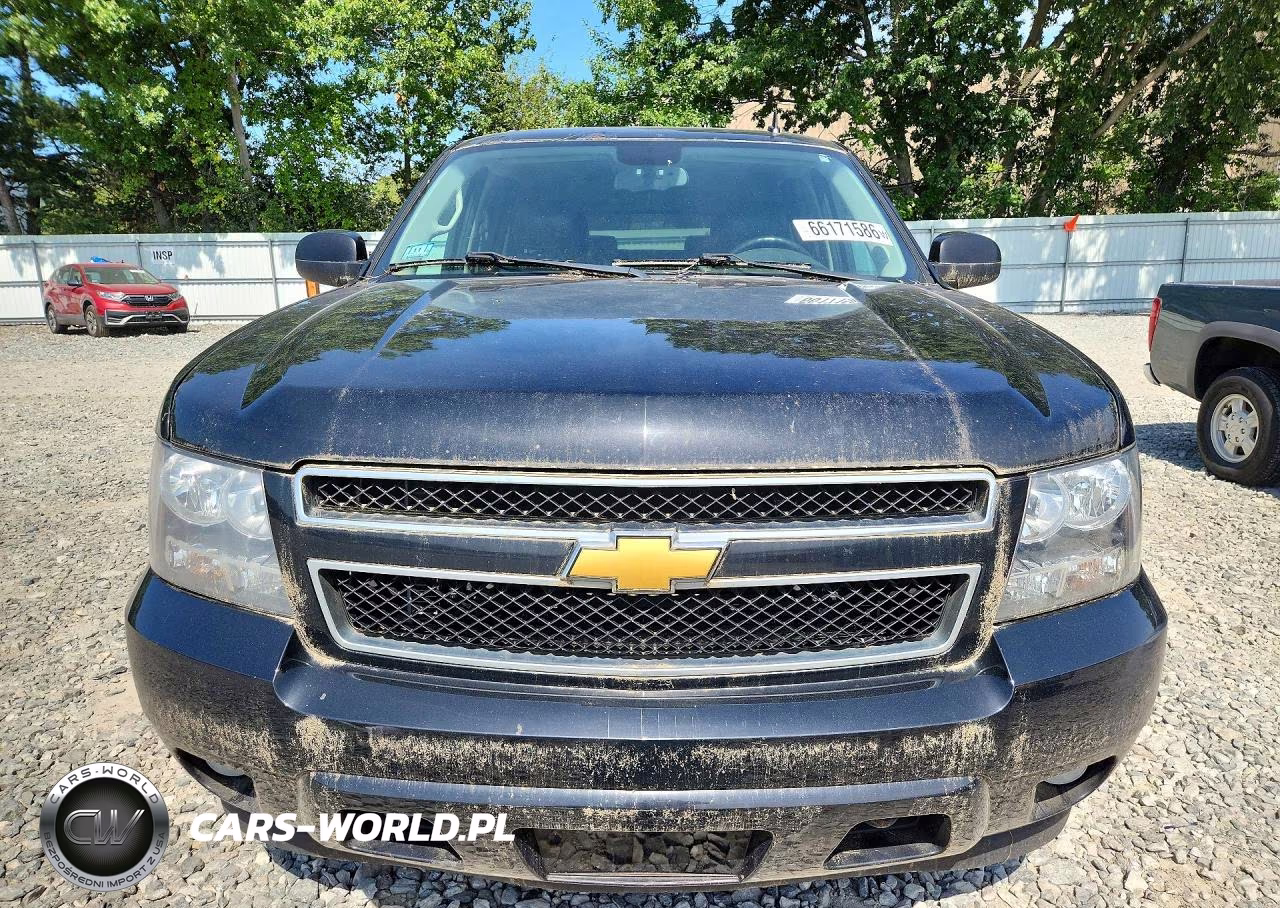 2013 Chev Suburban K VIN:1GNSKJE74DR221169 - 5