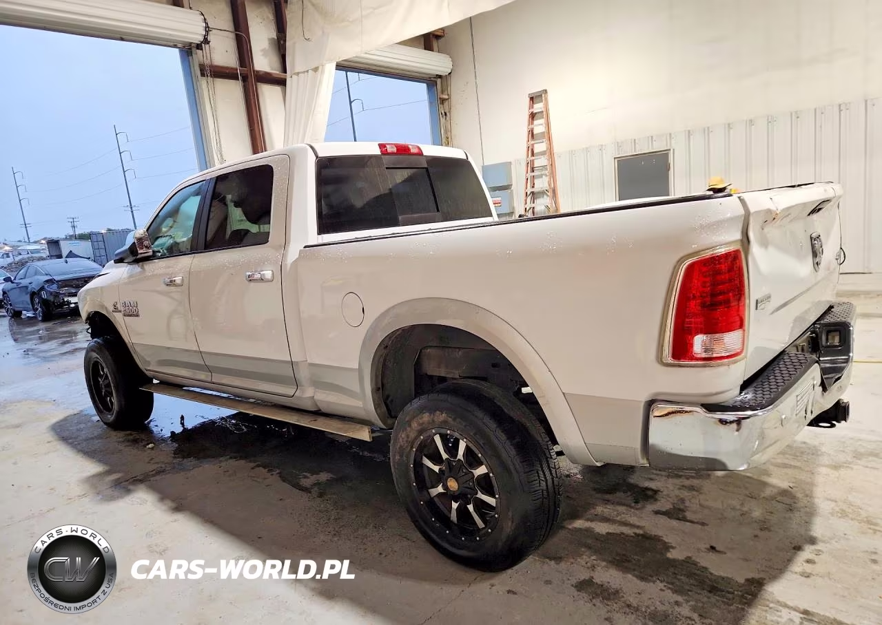 2016 Ram 2500 Laramie VIN:3C6UR5FL8GG183053 - 2