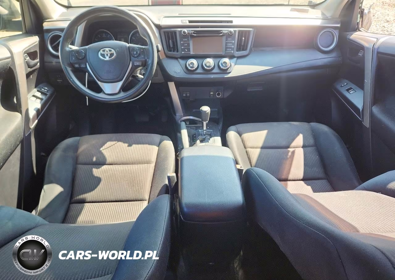 2018 Toyota Rav4 Le VIN:JTMBFREV6JJ251245 - 8