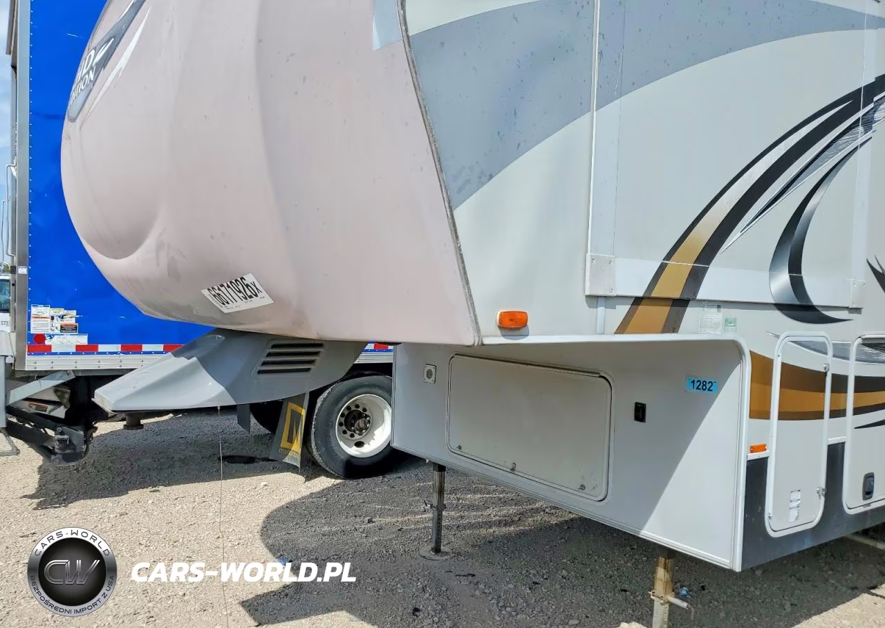 2012 Heartland Cyclone Camper VIN:5SFCG3629CE238422 - 8