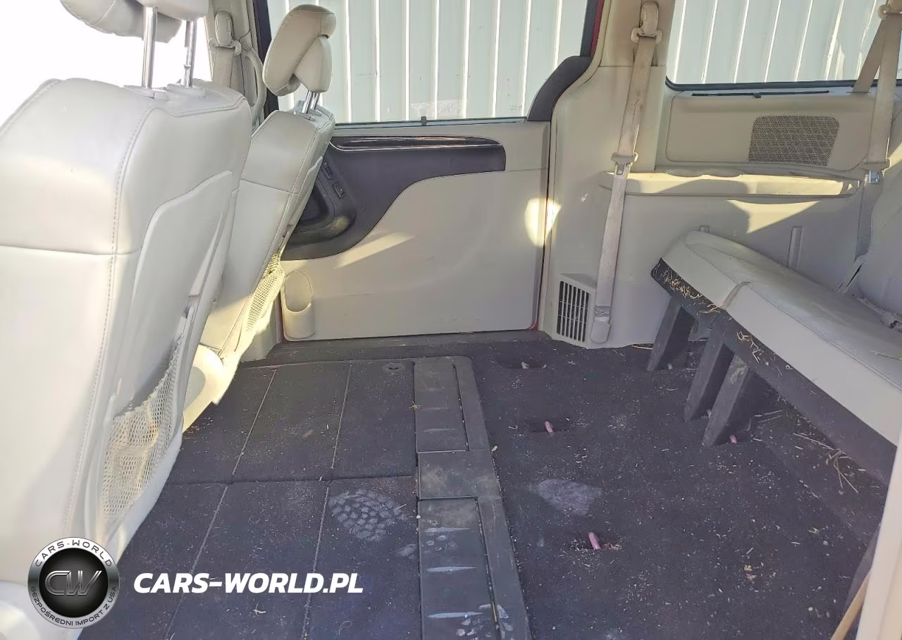 2011 Chrysler Town & Country Limited VIN:2A4RR6DG0BR631499 - 11