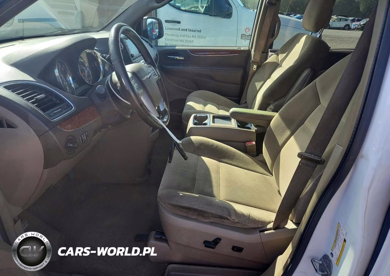 2014 Chrysler Town & Country Touring VIN:2C4RC1BG4ER189442 - 7