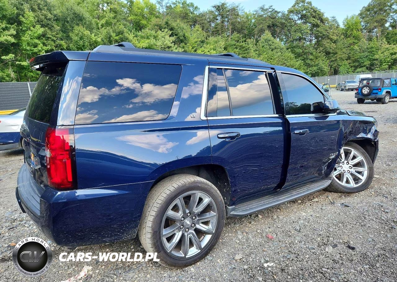 2019 Chevrolet Tahoe K1500 Lt VIN:1GNSKBKC4KR191403 - 3