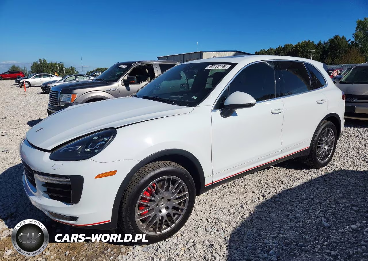 2015 Porsche Cayenne Turbo