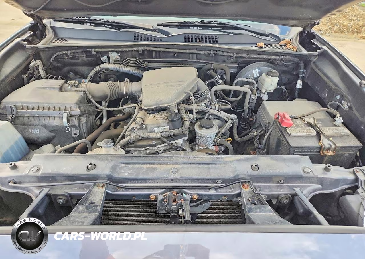 2020 Toyota Tacoma Sr VIN:5TFSX5EN2LX071573 - 11