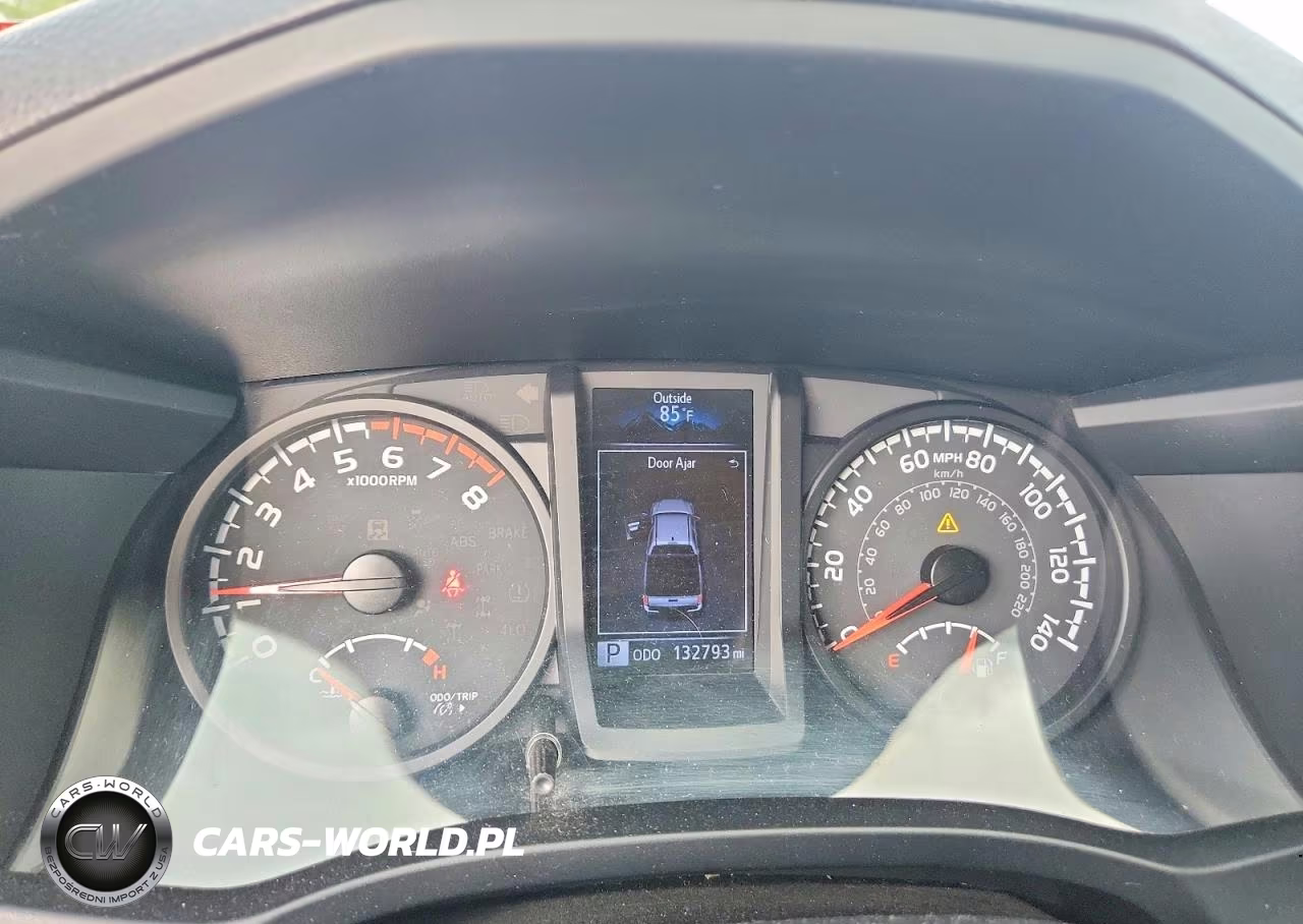 2020 Toyota Tacoma Sr VIN:5TFSX5EN2LX071573 - 9
