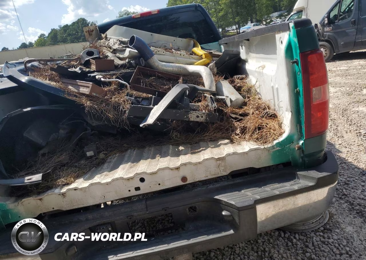 2003 Chevrolet 3500 VIN:1GCJK33113F169742 - 10