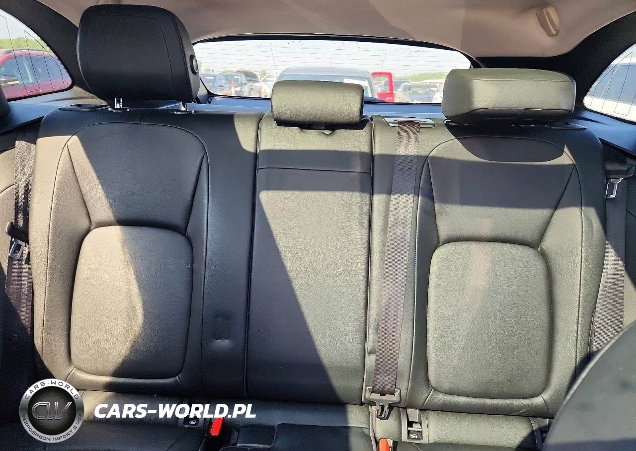2018 Jaguar F-Pace Premium VIN:SADCJ2FX1JA255329 - 10