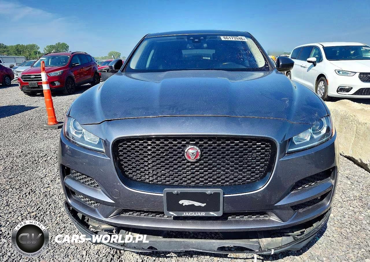 2018 Jaguar F-Pace Premium VIN:SADCJ2FX1JA255329 - 5