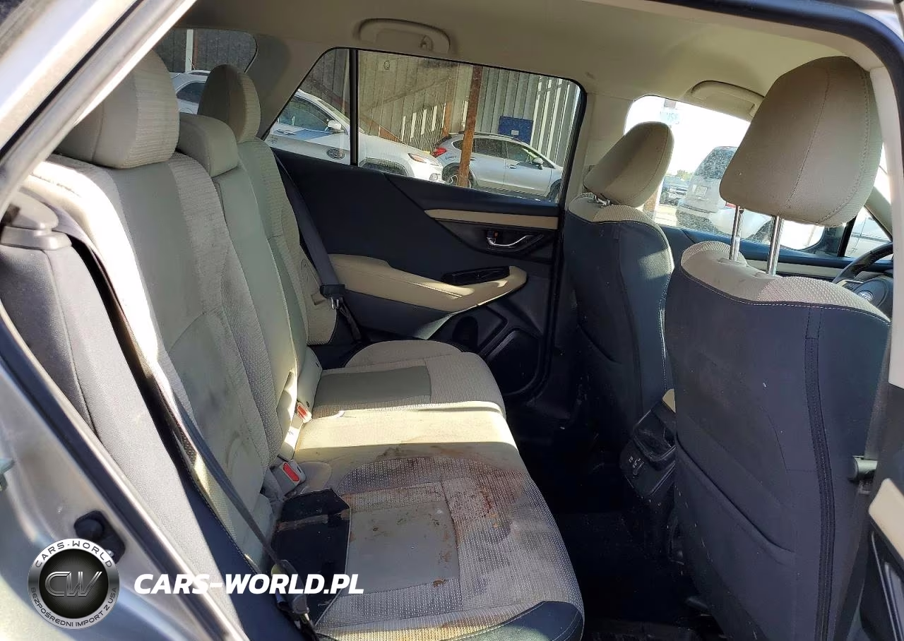 2020 Subaru Outback Premium VIN:4S4BTACC9L3204404 - 10