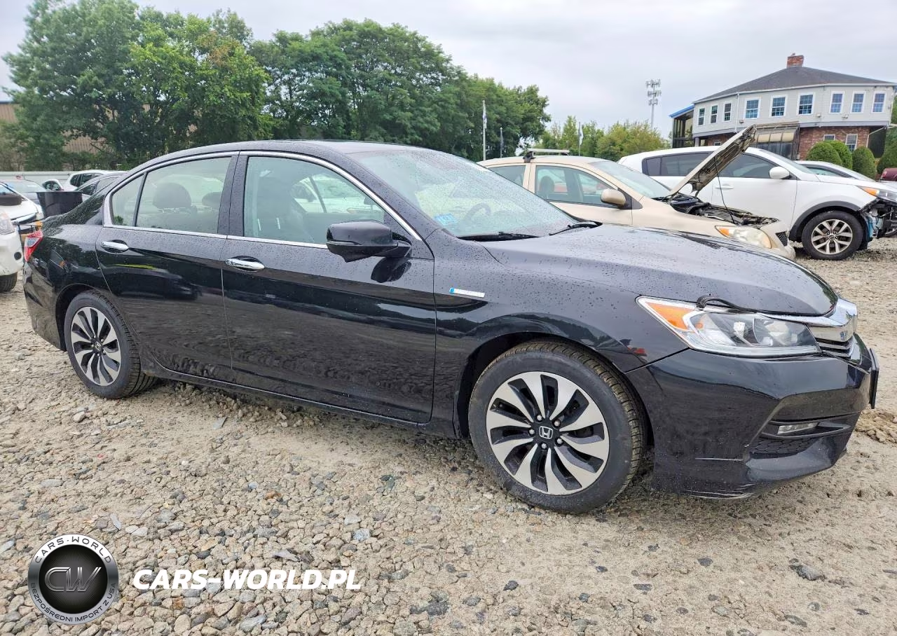 2017 Honda Accord Hybrid Exl VIN:JHMCR6F56HC003857 - 4