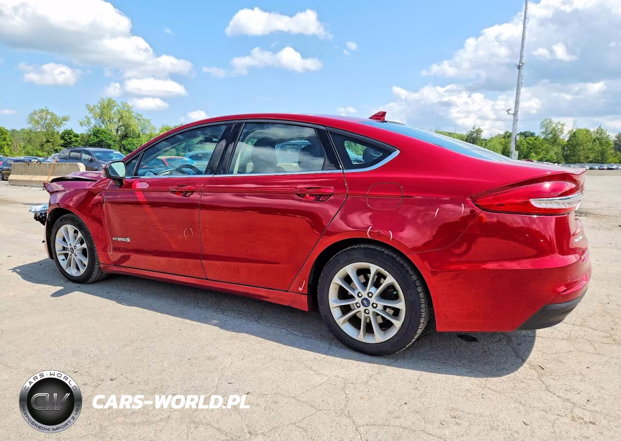 2019 Ford Fusion Se VIN:3FA6P0LU2KR204196 - 2