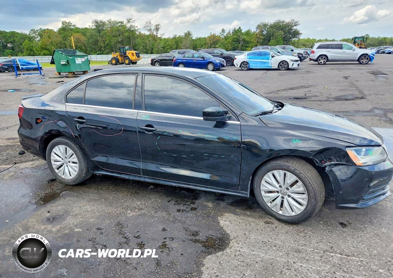 2017 Volkswagen Jetta S VIN:3VW2B7AJXHM327451 - 4