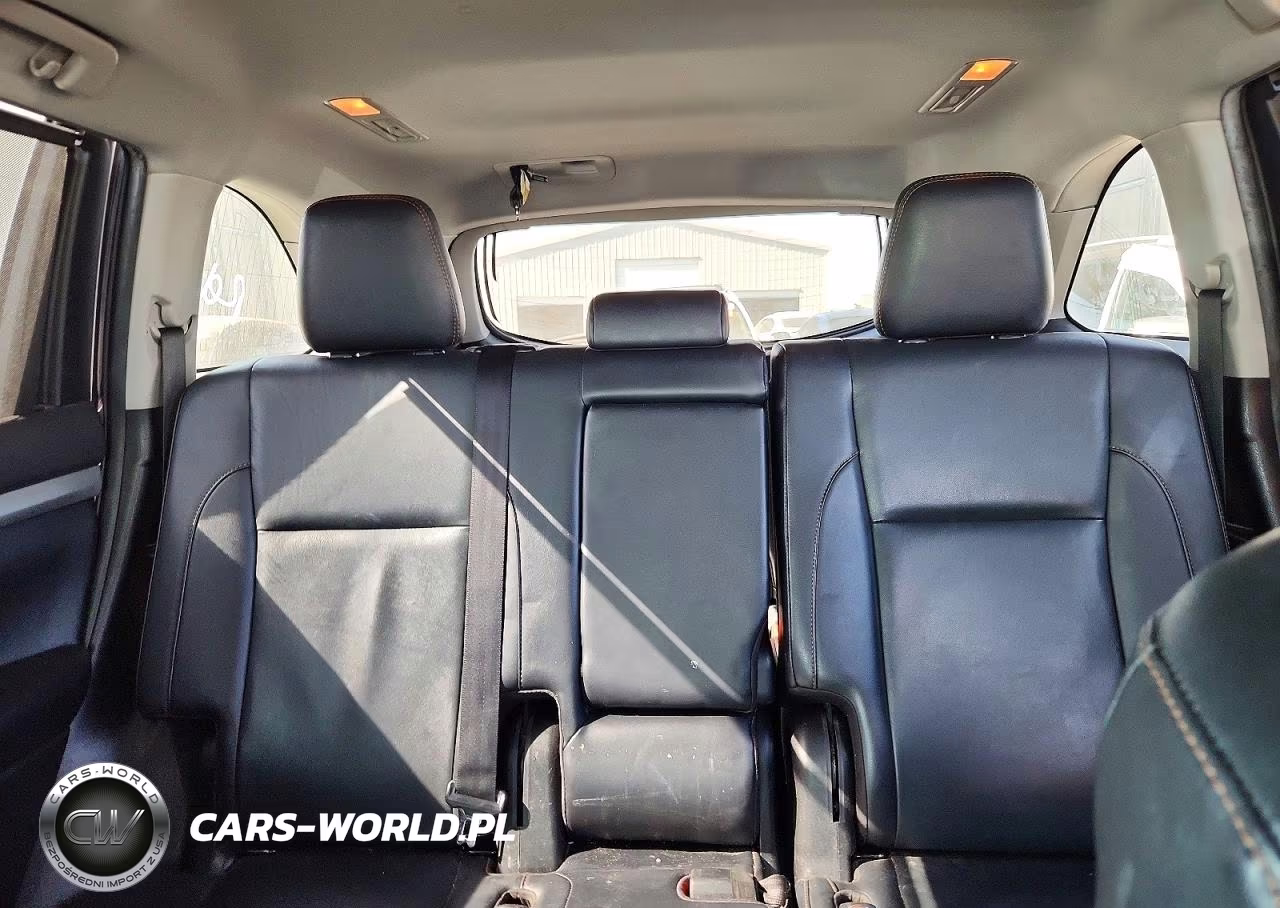 2019 Toyota Highlander Xle VIN:5TDKZRFH1KS345666 - 10