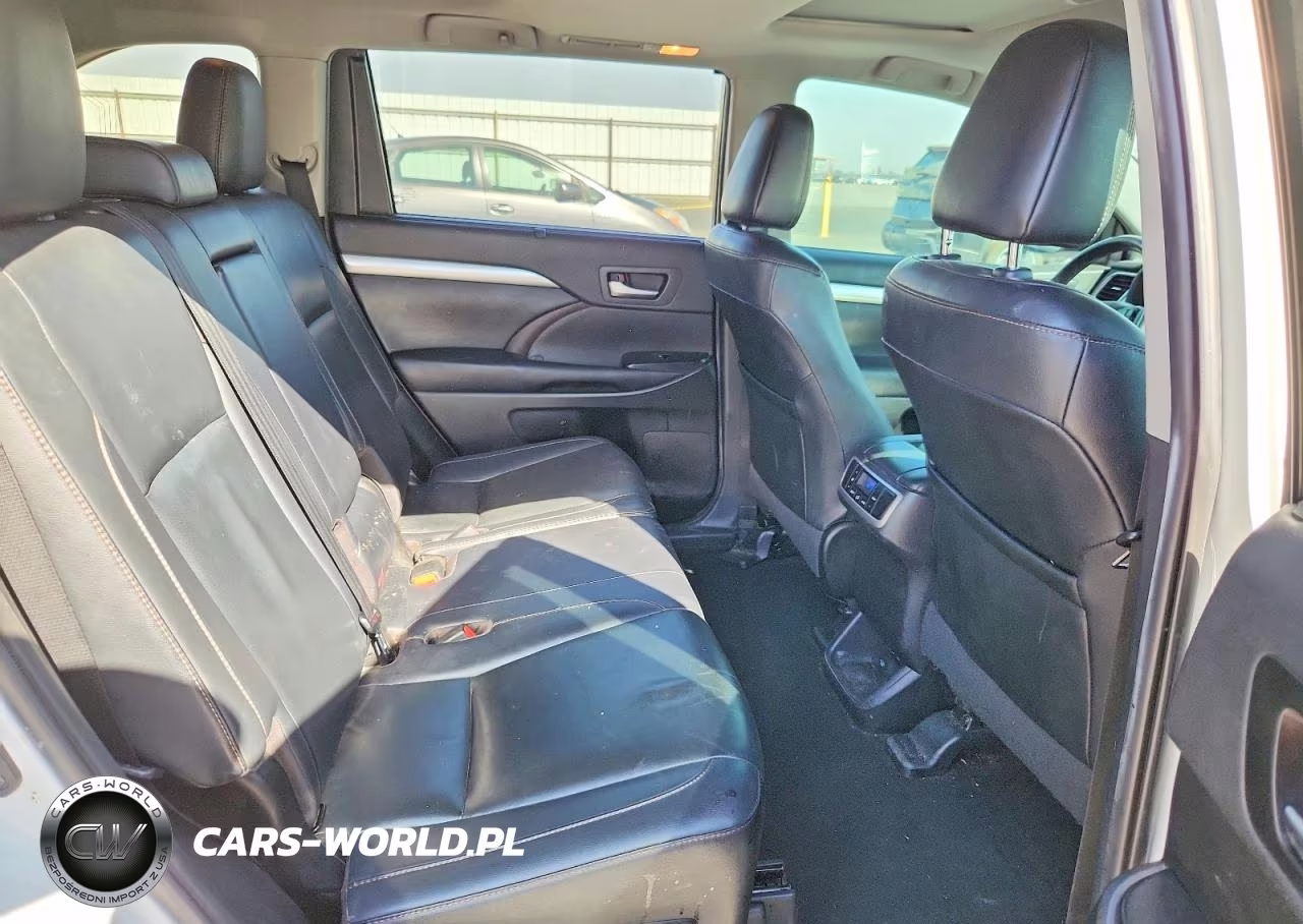 2019 Toyota Highlander Xle VIN:5TDKZRFH1KS345666 - 11