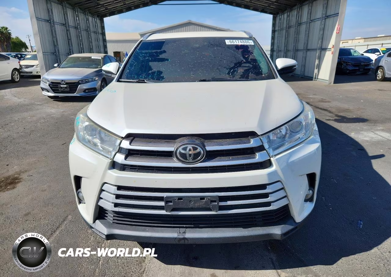 2019 Toyota Highlander Xle VIN:5TDKZRFH1KS345666 - 5