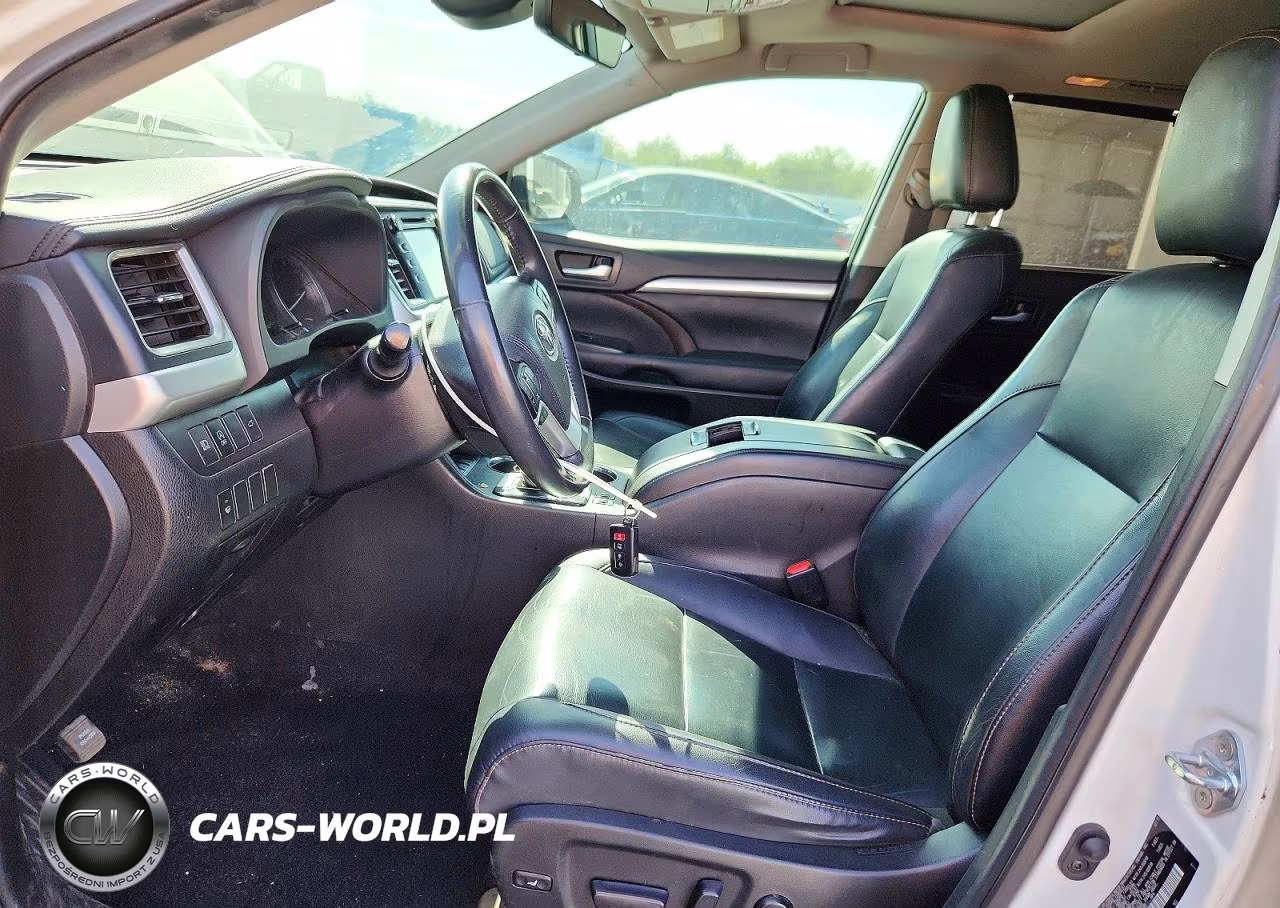 2019 Toyota Highlander Xle VIN:5TDKZRFH1KS345666 - 7