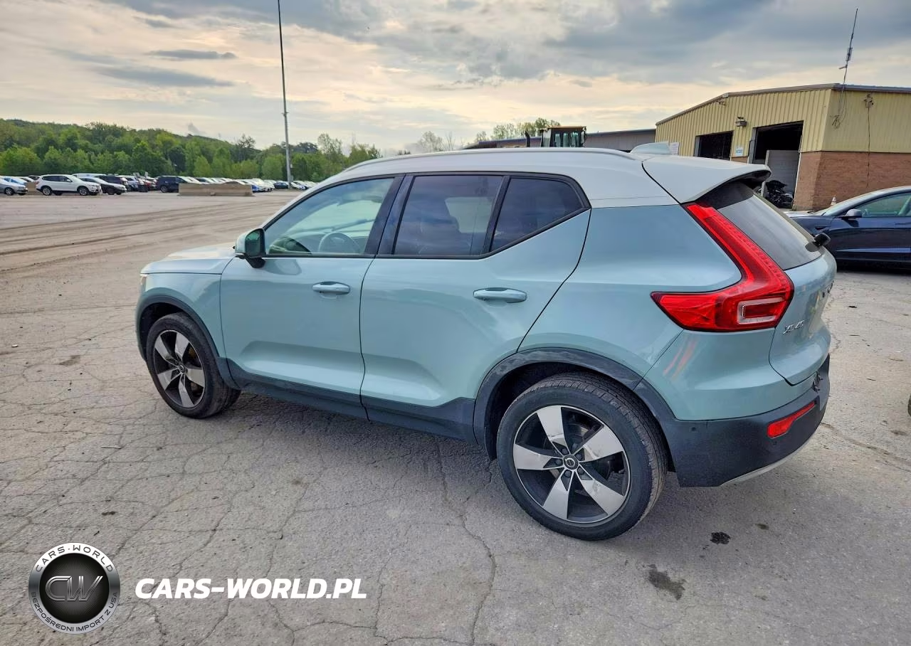 2019 Volvo Xc40 T5 Momentum VIN:YV4162XZXK2004449 - 2