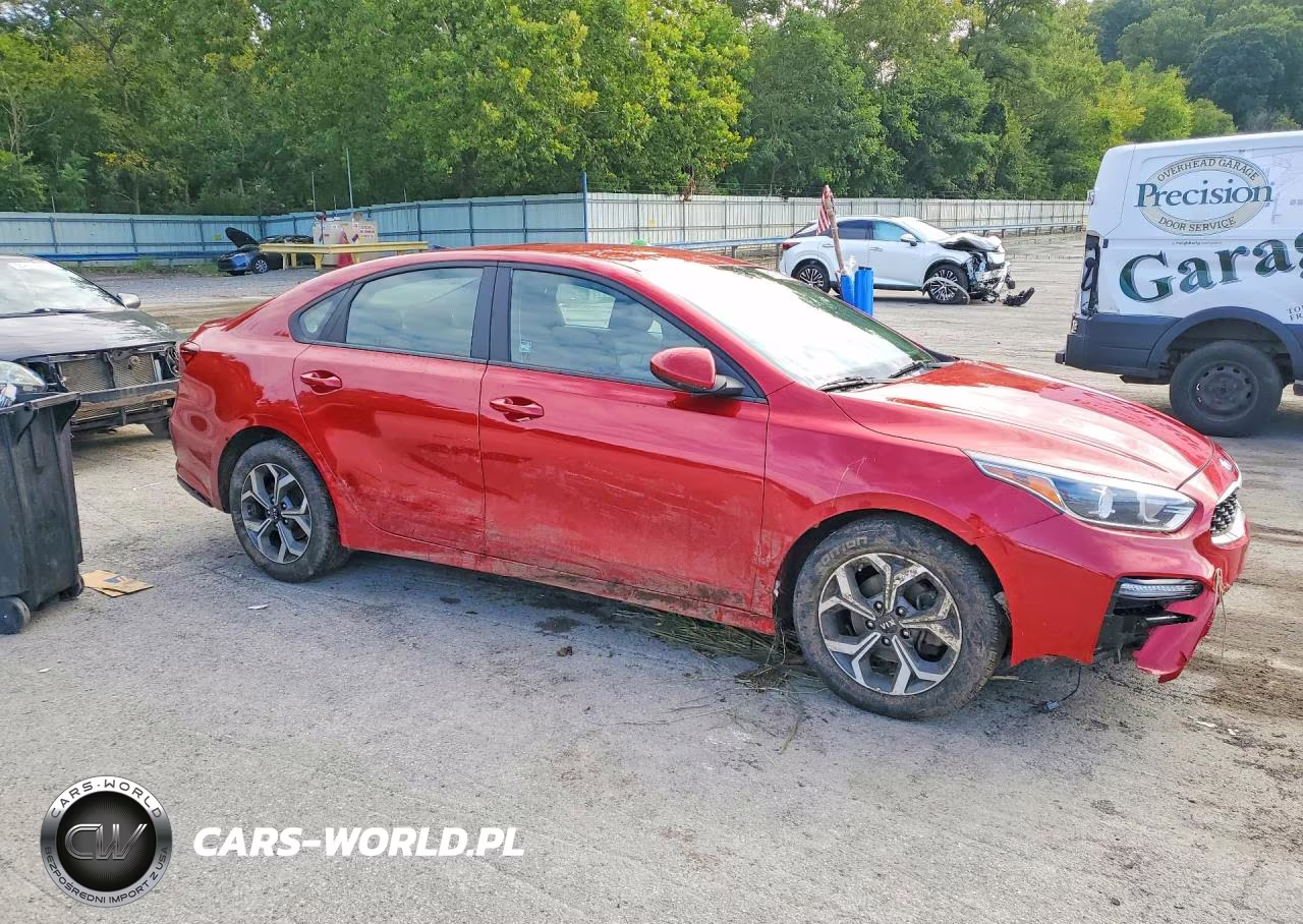2019 Kia Forte Lxs VIN:3KPF24AD6KE074028 - 4