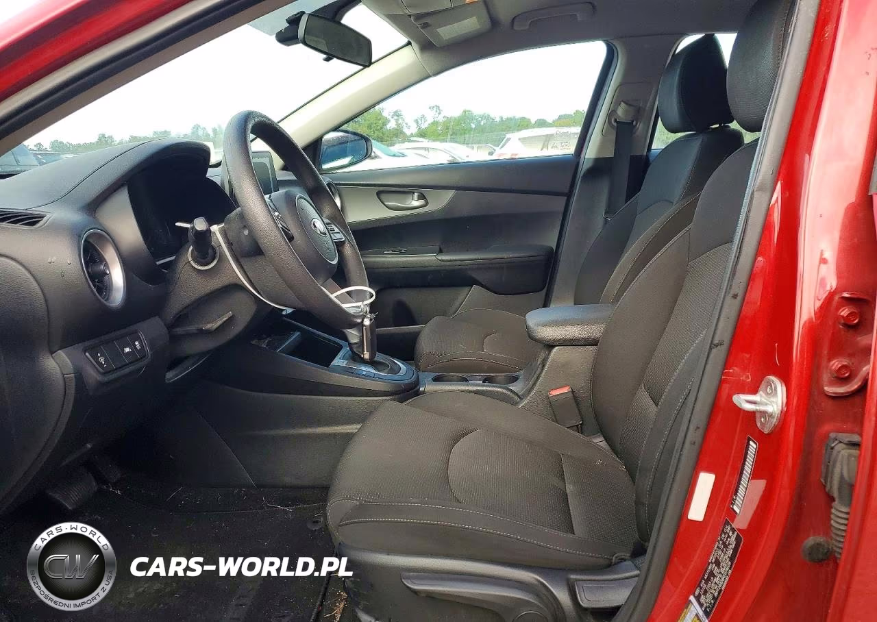 2019 Kia Forte Lxs VIN:3KPF24AD6KE074028 - 7