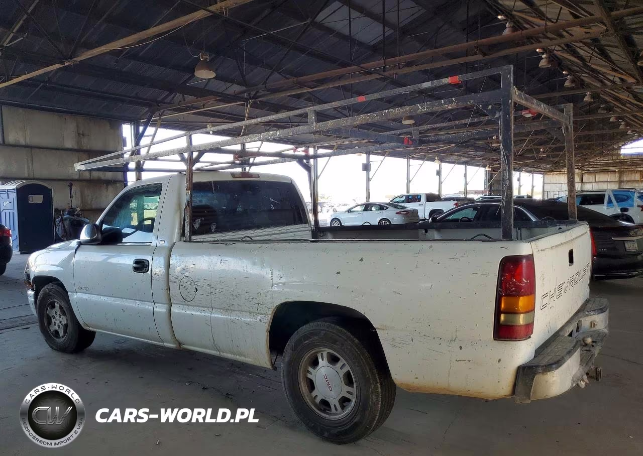 2000 Chevrolet Silverado C1500 VIN:1GCEC14V3YE407477 - 2