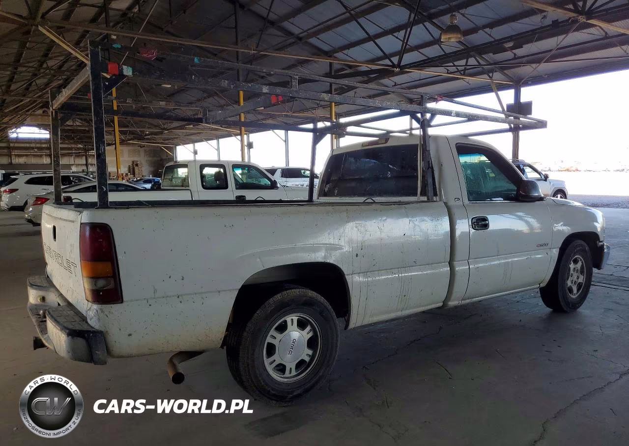 2000 Chevrolet Silverado C1500 VIN:1GCEC14V3YE407477 - 3