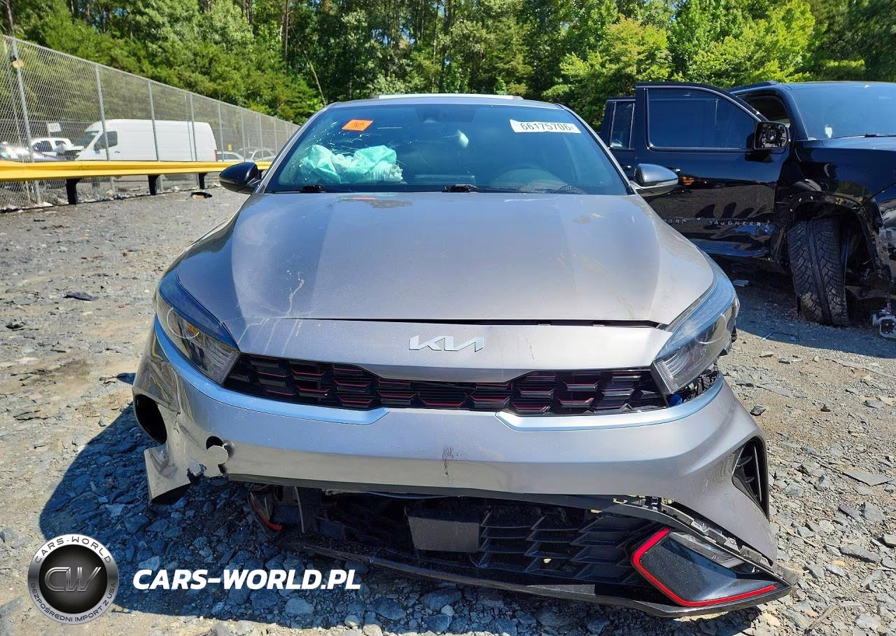 2023 Kia Forte Gt Line VIN:3KPF54AD3PE661253 - 5