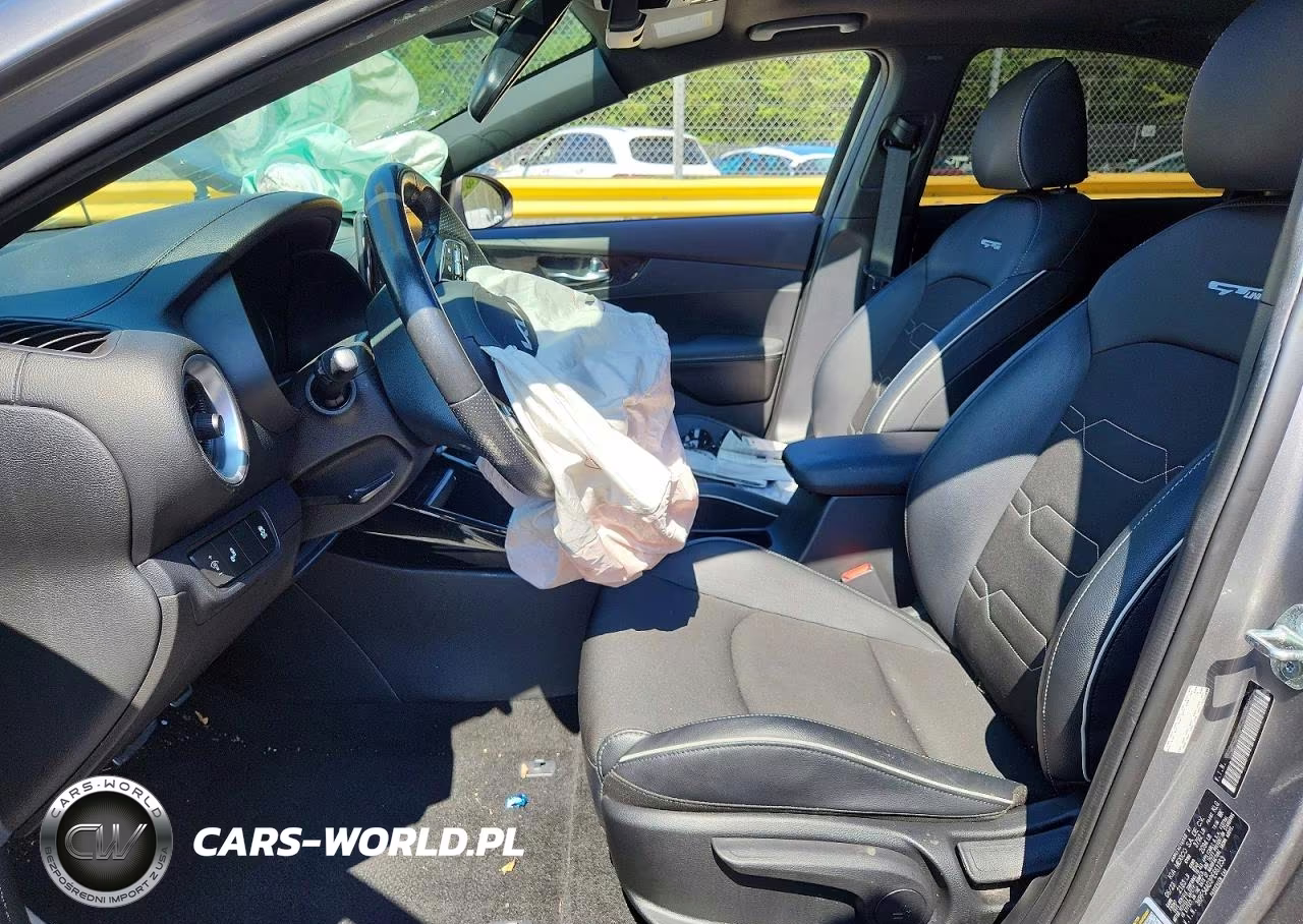 2023 Kia Forte Gt Line VIN:3KPF54AD3PE661253 - 7