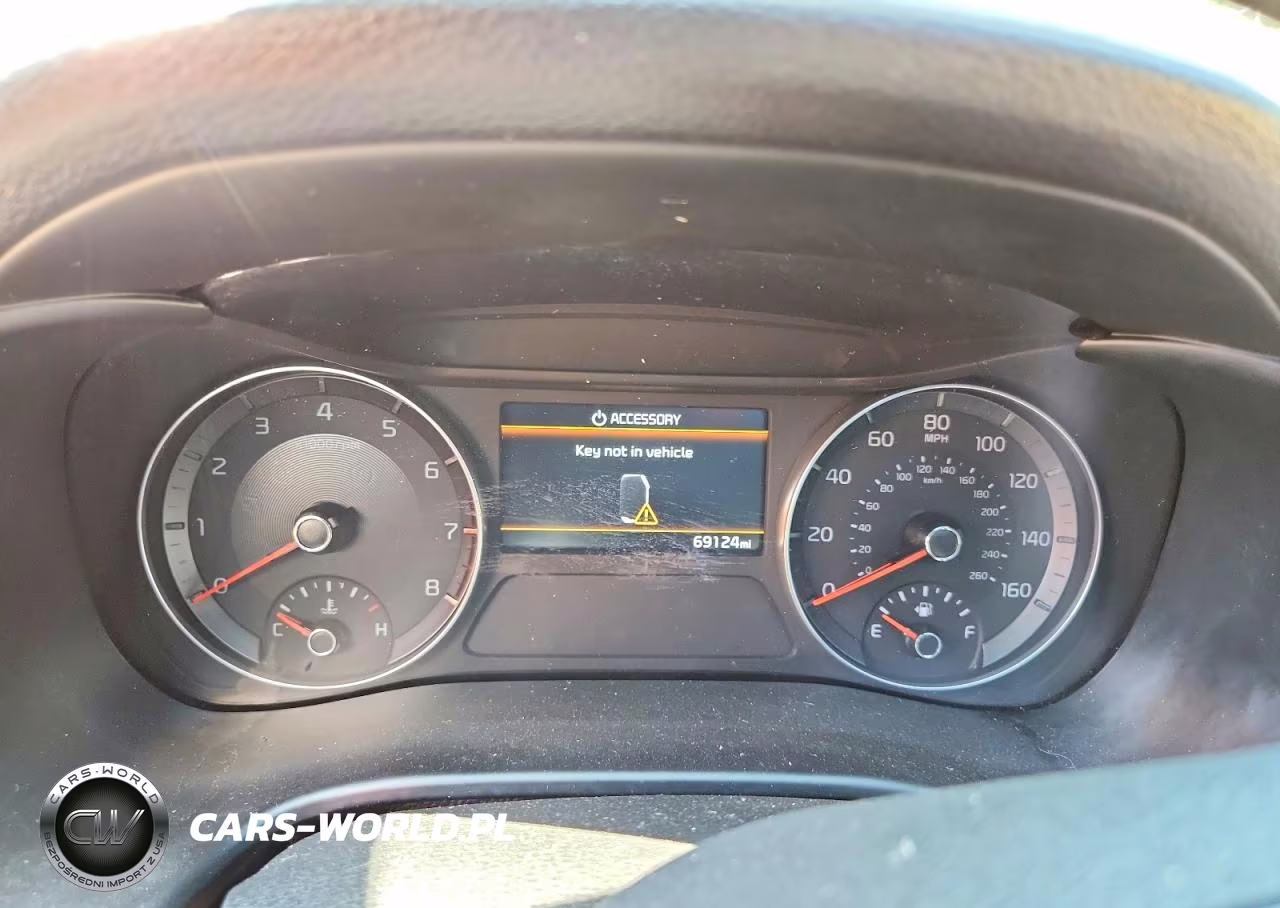 2023 Kia Forte Gt Line VIN:3KPF54AD3PE661253 - 9
