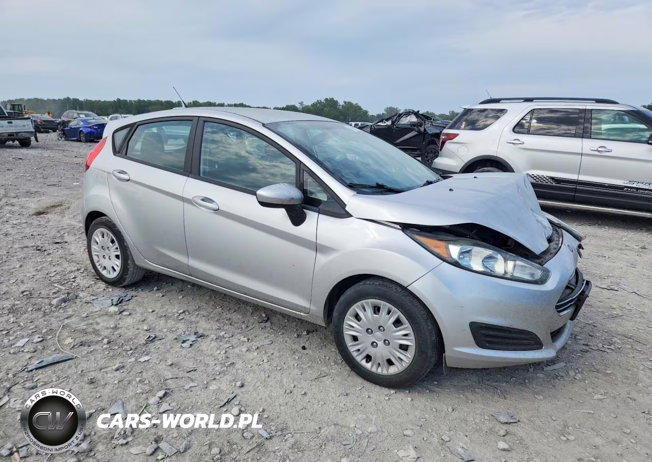 2016 Ford Fiesta S VIN:3FADP4TJ8GM193374 - 4