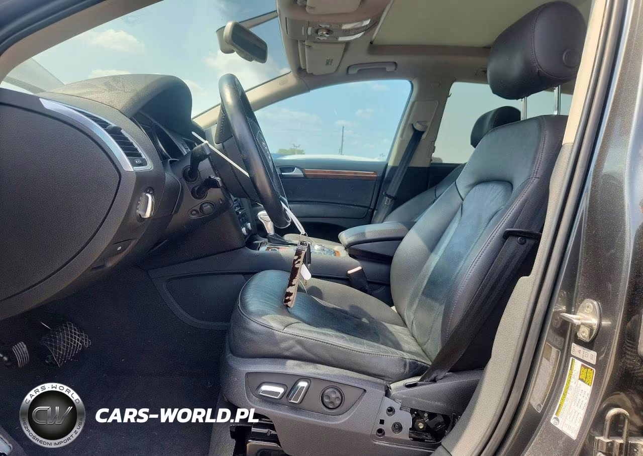 2015 Audi Q7 Premium Plus VIN:WA1LGAFEXFD022634 - 7