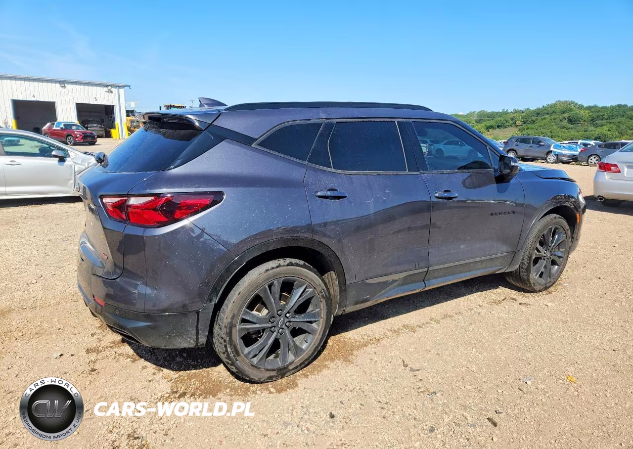 2021 Chevrolet Blazer Rs VIN:3GNKBERS6MS544142 - 3