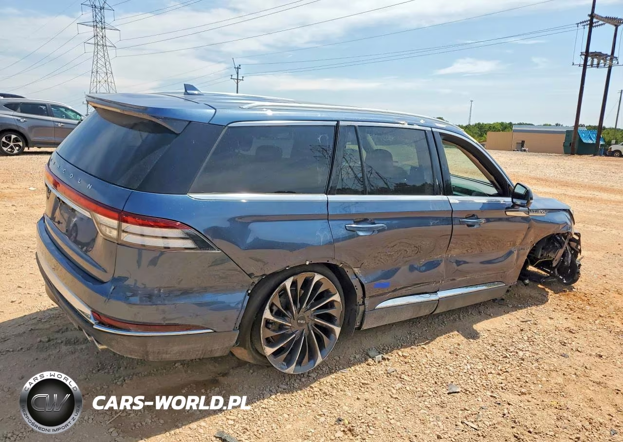 2020 Lincoln Aviator Reserve VIN:5LM5J7XC6LGL06071 - 3