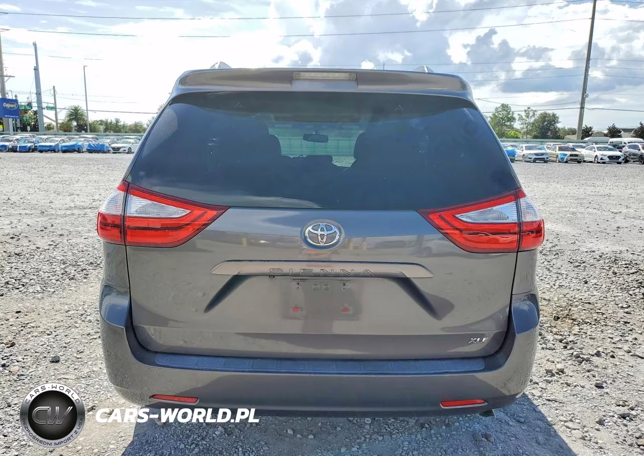 2015 Toyota Sienna Xle 8-Passenger VIN:5TDYK3DC5FS547869 - 6