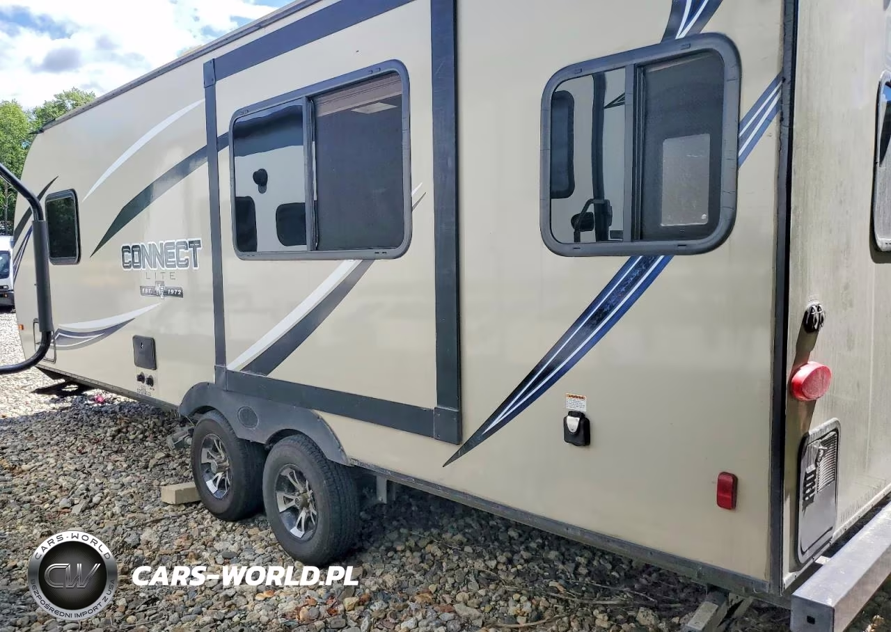 2018 Kz Connect Camper VIN:4EZTL222XJ8058004 - 3