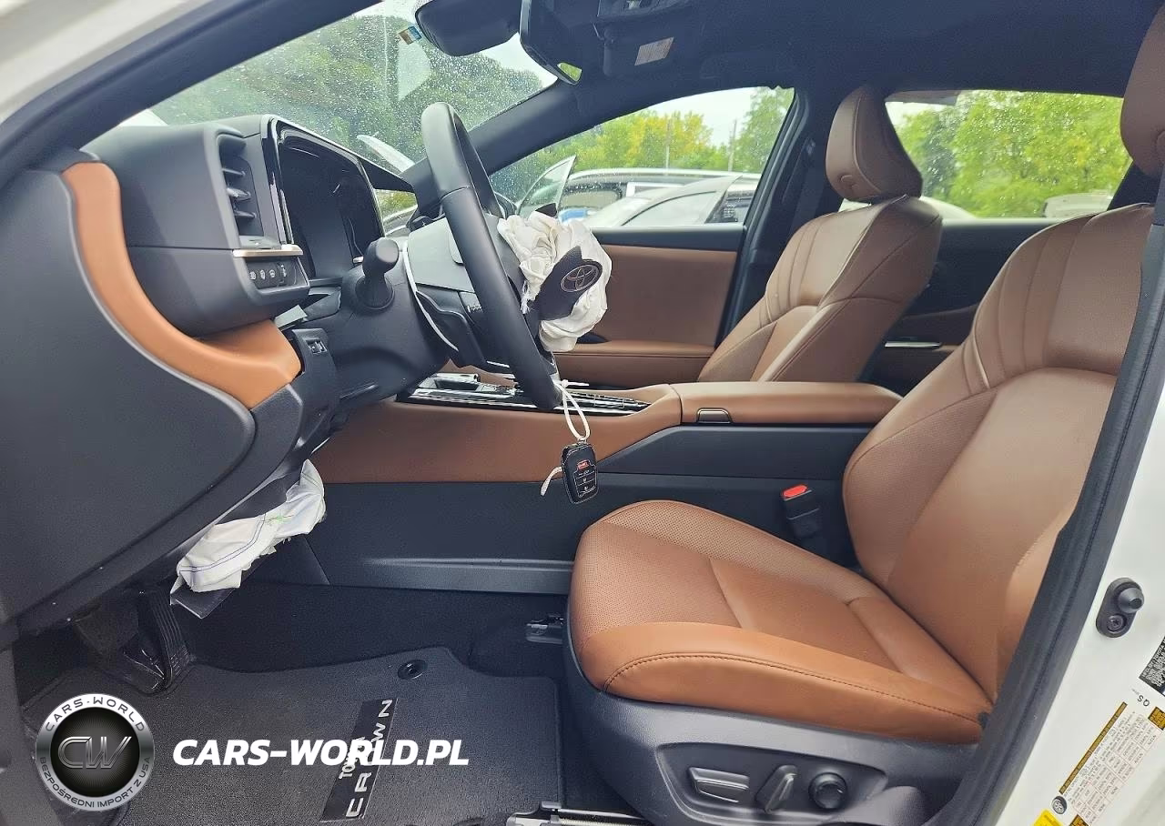 2025 Toyota Crown Signia Xle VIN:JTDACAAJ5S3006595 - 7