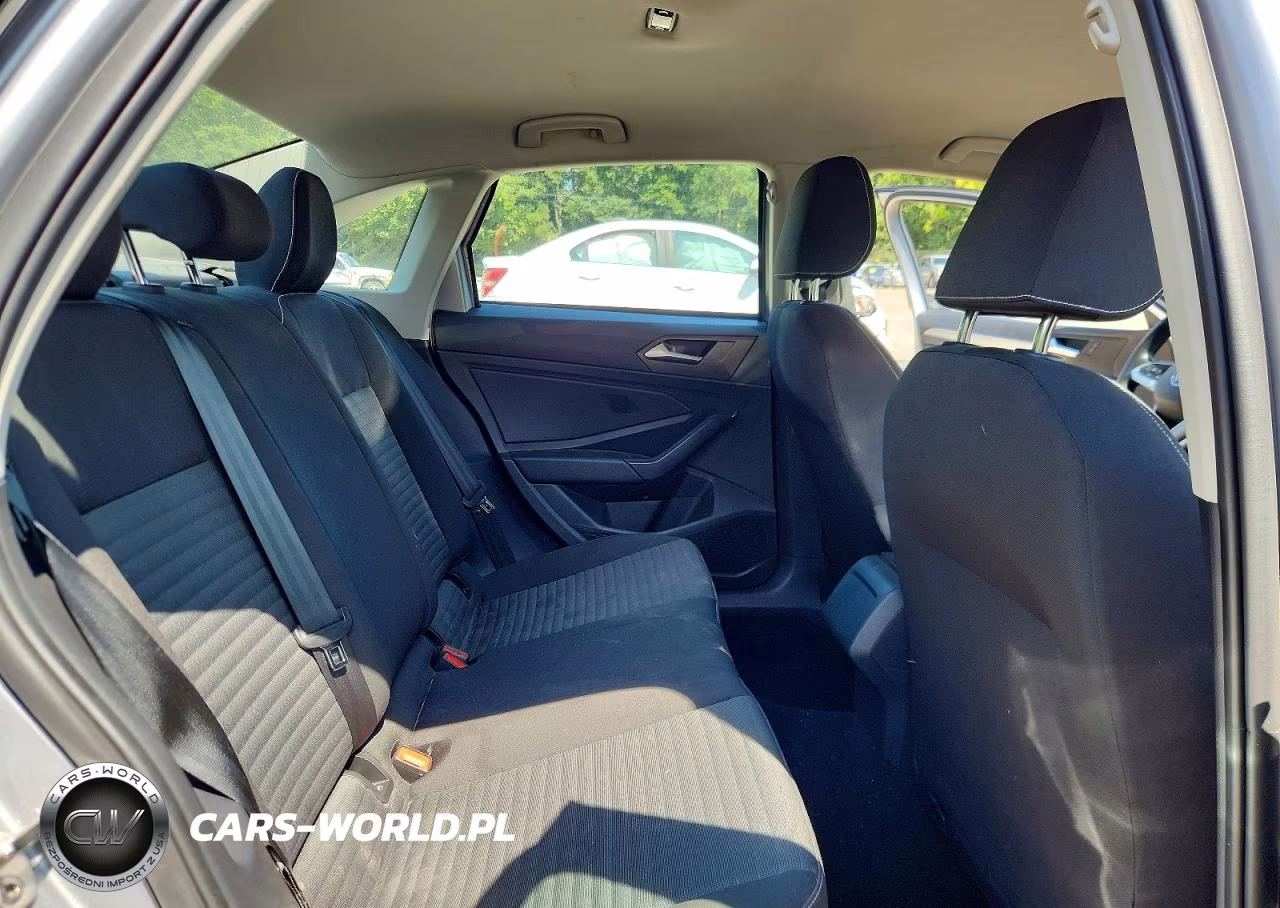 2024 Volkswagen Jetta S VIN:3VW5M7BU1RM002785 - 10