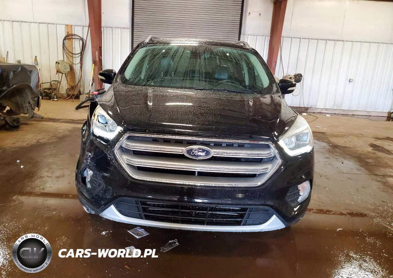 2017 Ford Escape Titanium VIN:1FMCU9J90HUE10252 - 5