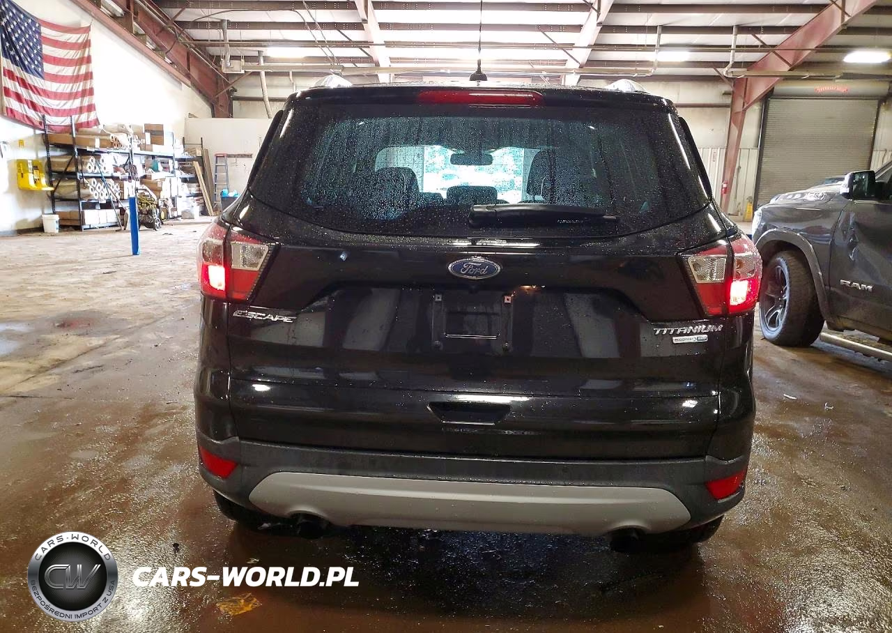 2017 Ford Escape Titanium VIN:1FMCU9J90HUE10252 - 6
