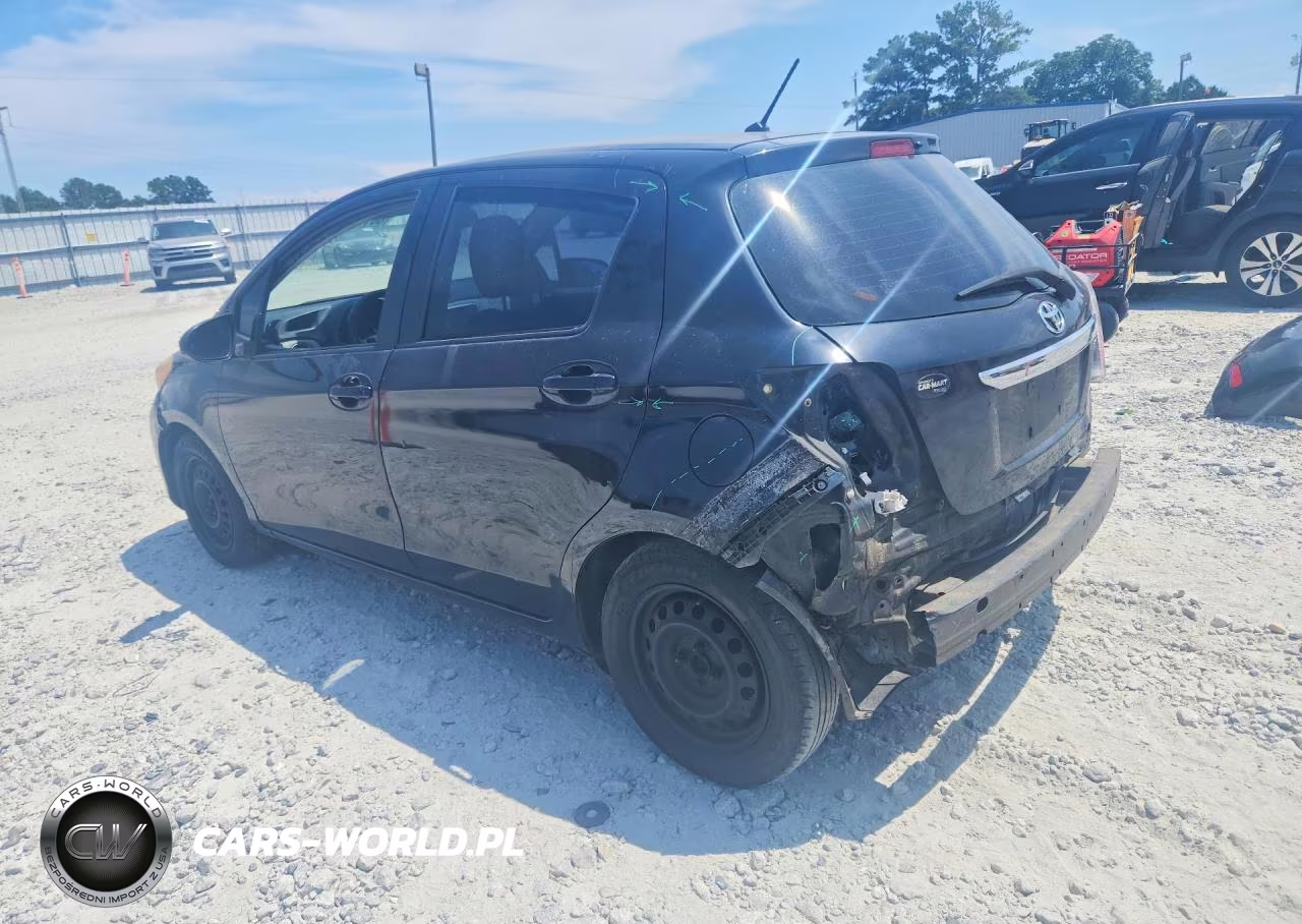 2013 Toyota Yaris 5-Door Le VIN:JTDKTUD35DD557948 - 2