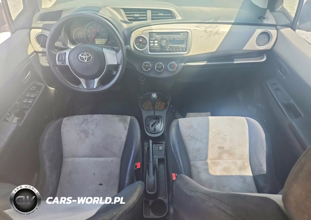 2013 Toyota Yaris 5-Door Le VIN:JTDKTUD35DD557948 - 8