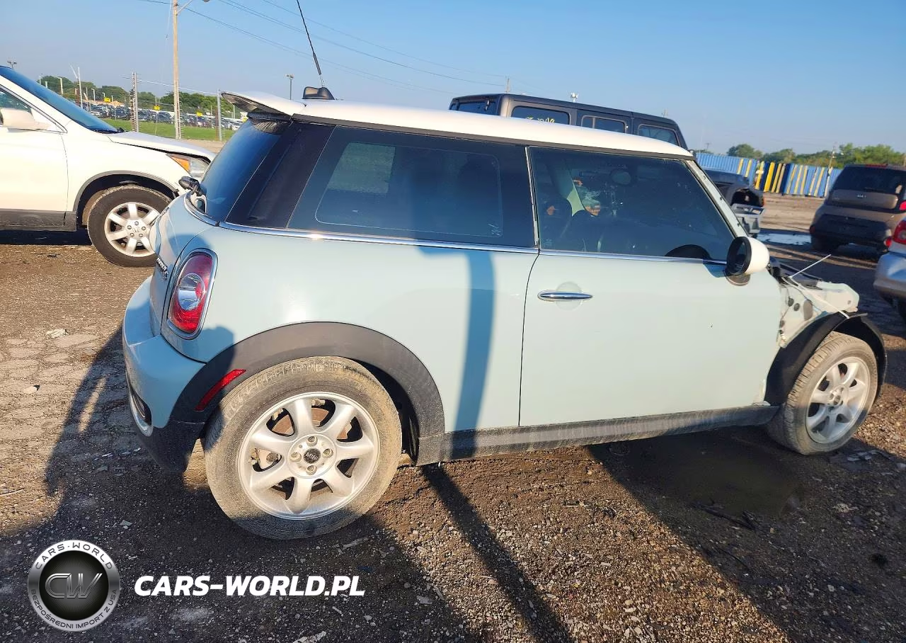 2013 Mini Cooper S VIN:WMWSV3C54DT394784 - 3