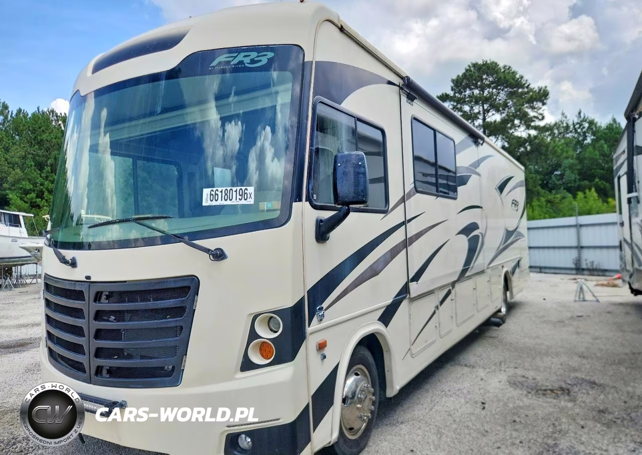 2018 Ford F53 VIN:1F66F5DY5J0A03969 - 9