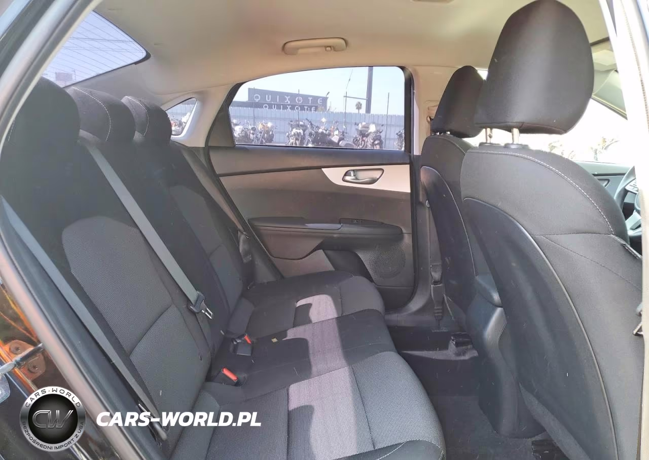 2024 Kia Forte Lxs VIN:3KPF24AD6RE798361 - 10