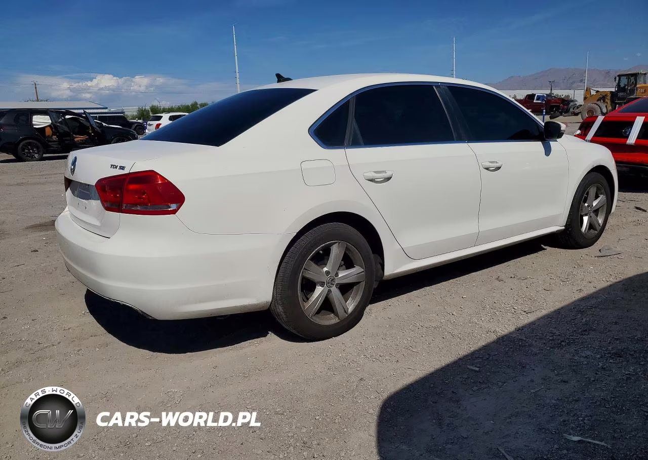 2013 Volkswagen Passat Se VIN:1VWBN7A37DC122609 - 3