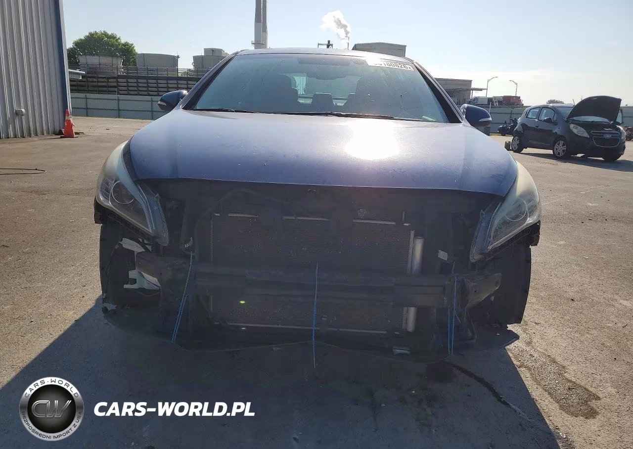 2016 Hyundai Sonata Sport VIN:5NPE34AF6GH299692 - 5